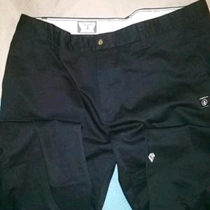 Black Volcom pants